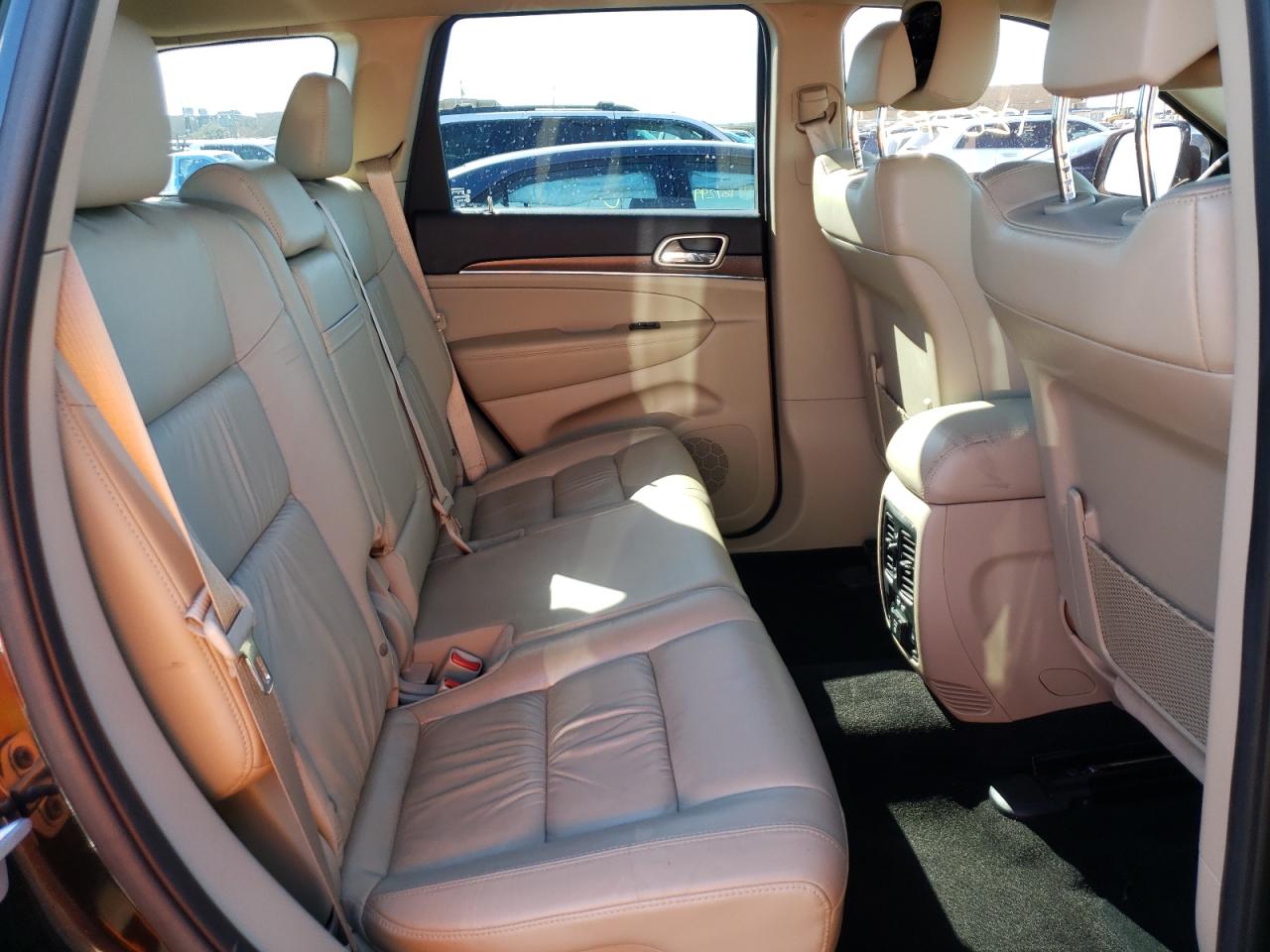 Photo 6 from auction – 2015 JEEP GRAND CHER with VIN 1C4RJEBG2FC629696