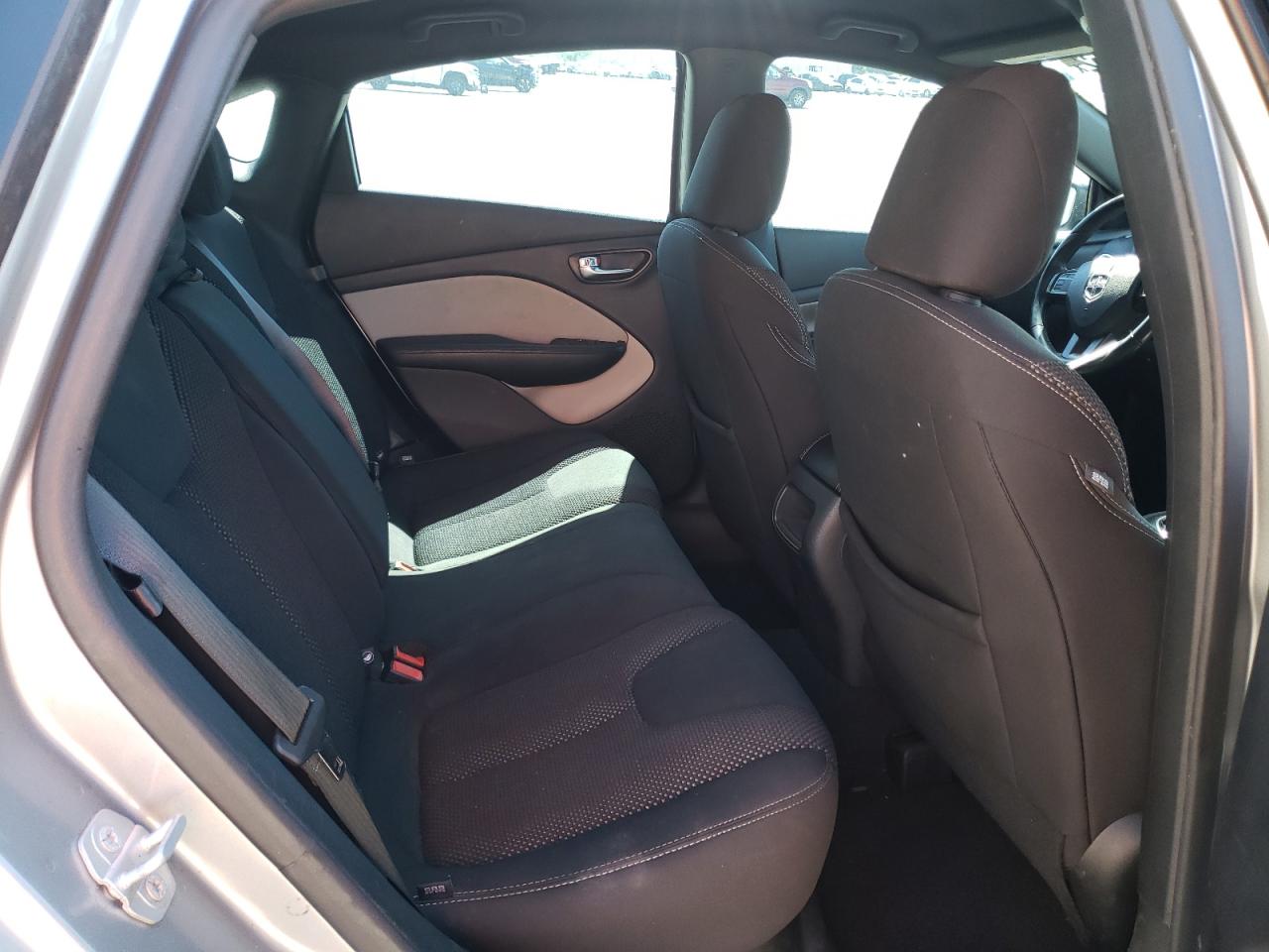 Photo 6 from auction – 2015 DODGE DART SXT with VIN 1C3CDFBB2FD117121