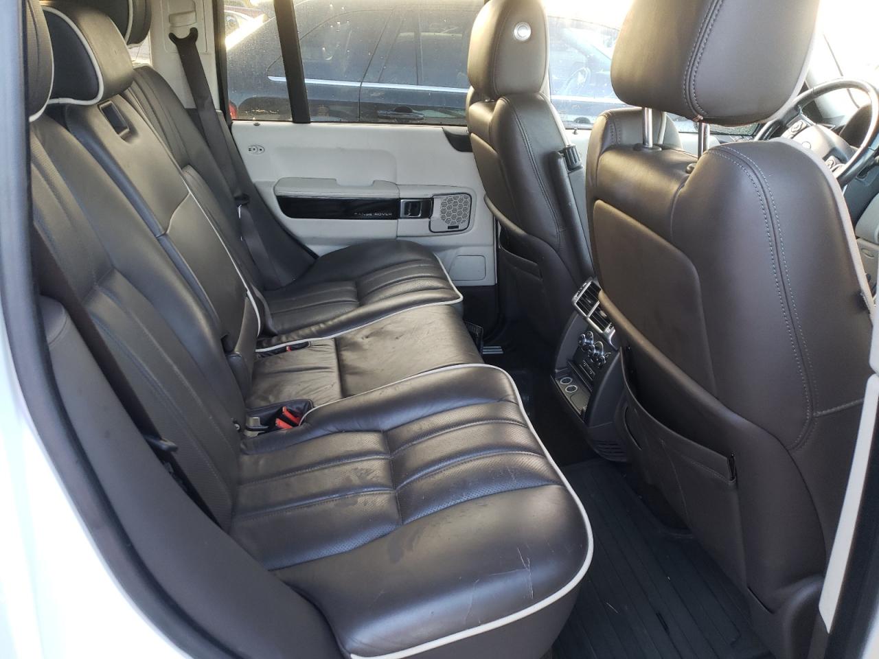 Photo 6 from auction – 2012 LAND ROVER RANGE ROVE with VIN SALMF1D43CA377478