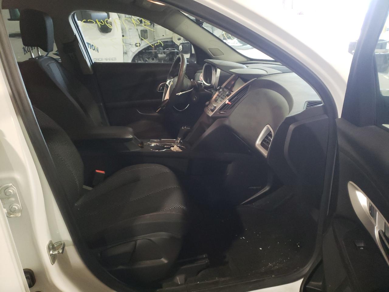 Photo 5 from auction – 2017 CHEVROLET EQUINOX LT with VIN 2GNALCEK1H6159952