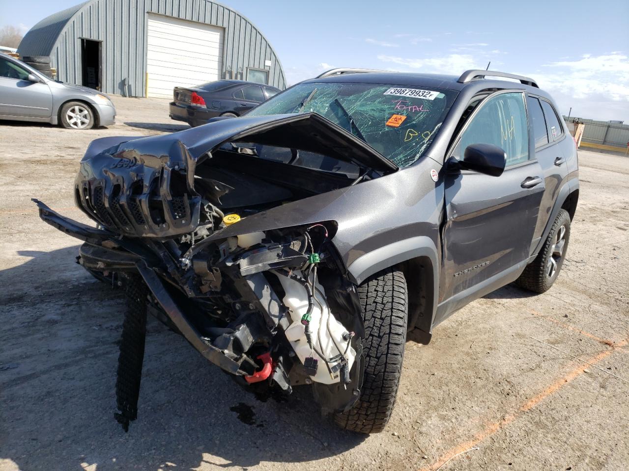 Photo 2 from auction – 2015 JEEP CHEROKEE T with VIN 1C4PJMBS1FW786530