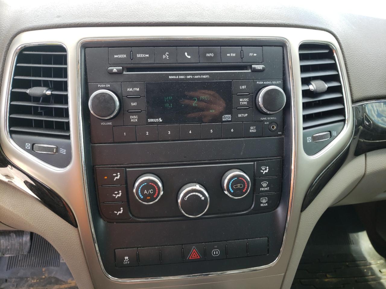 Photo 9 from auction – 2012 JEEP GRAND CHER with VIN 1C4RJFAG7CC190059