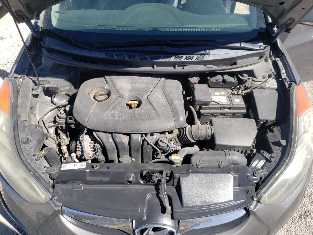 Photo 7 from auction – 2012 HYUNDAI ELANTRA GL with VIN 5NPDH4AE6CH102938