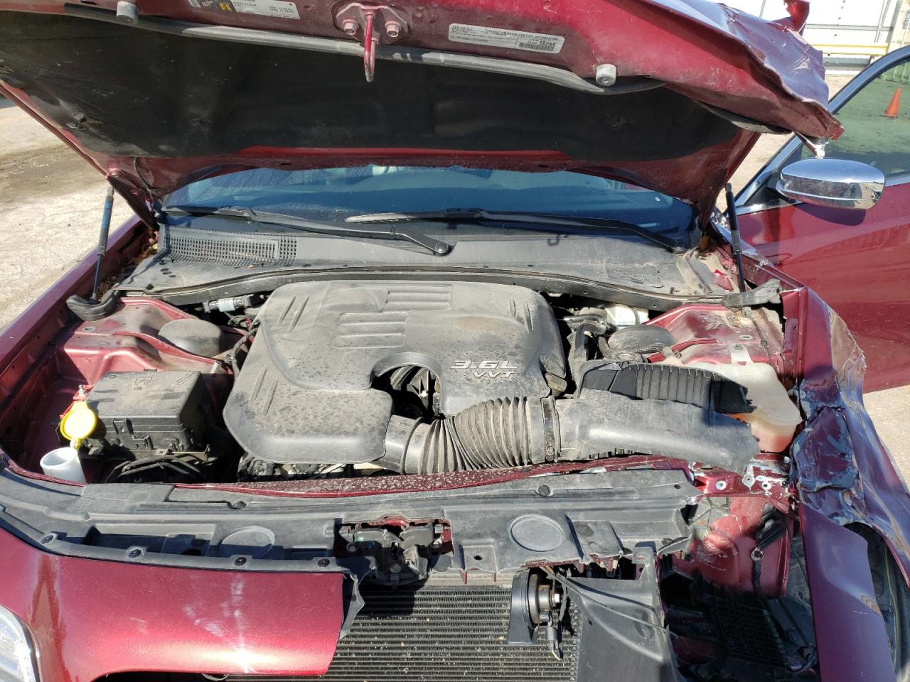 Photo 7 from auction – 2016 CHRYSLER 300C with VIN 2C3CCAEG6GH343552