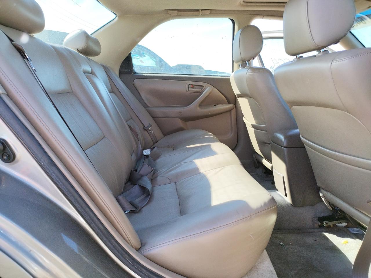 Photo 6 from auction – 1998 TOYOTA CAMRY LE with VIN JT2BF28K9W0137772