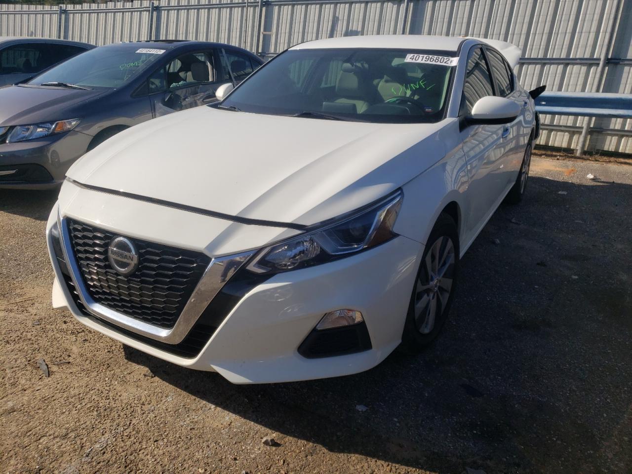 Photo 2 from auction – 2019 NISSAN ALTIMA S with VIN 1N4BL4BV1KC200084