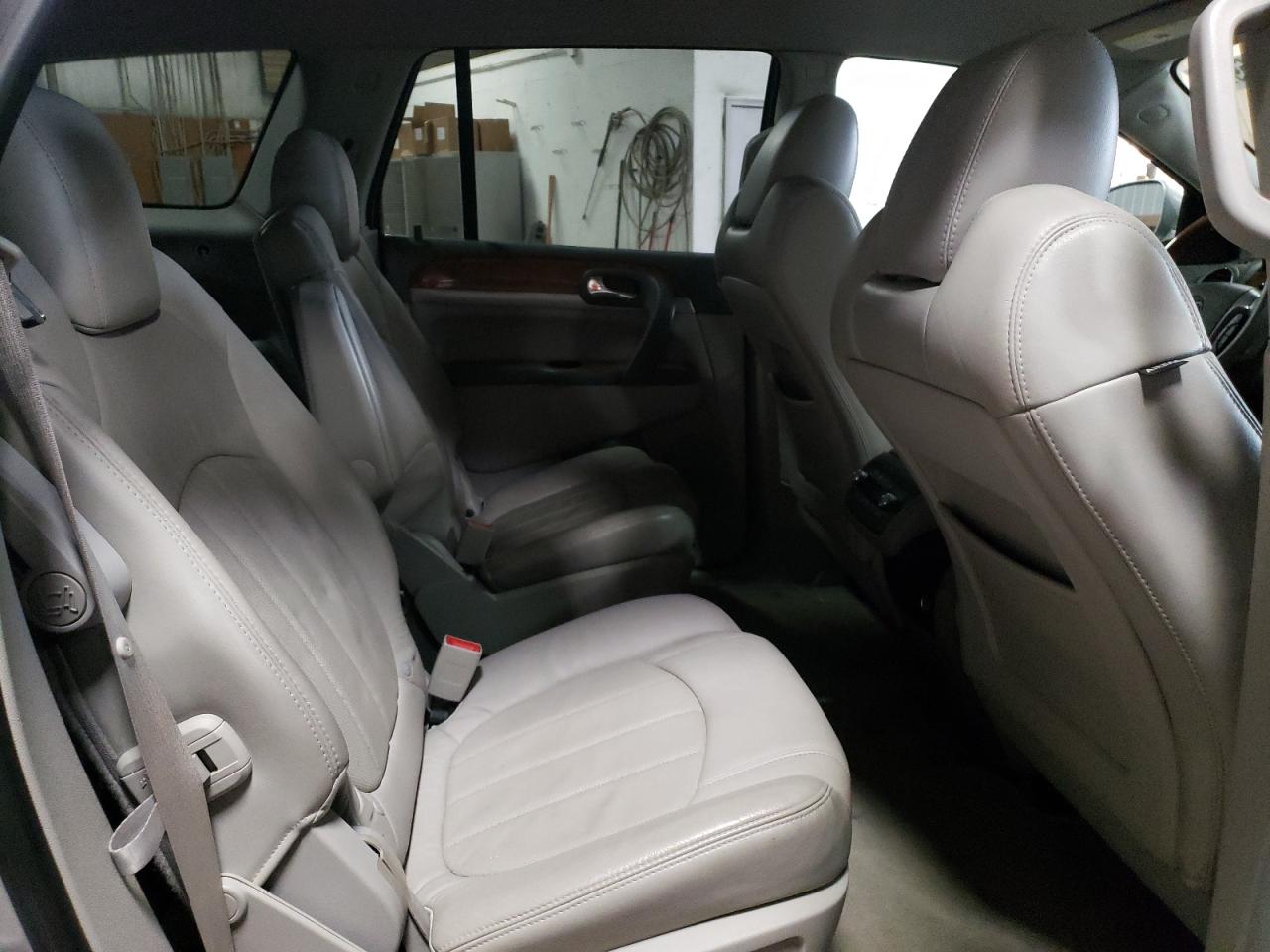 Photo 6 from auction – 2010 BUICK ENCLAVE with VIN 5GALRBED0AJ235781