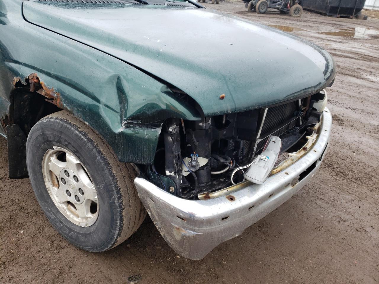 Photo 9 from auction – 2001 CHEVROLET SILVERADO with VIN 2GCEC19T511188908
