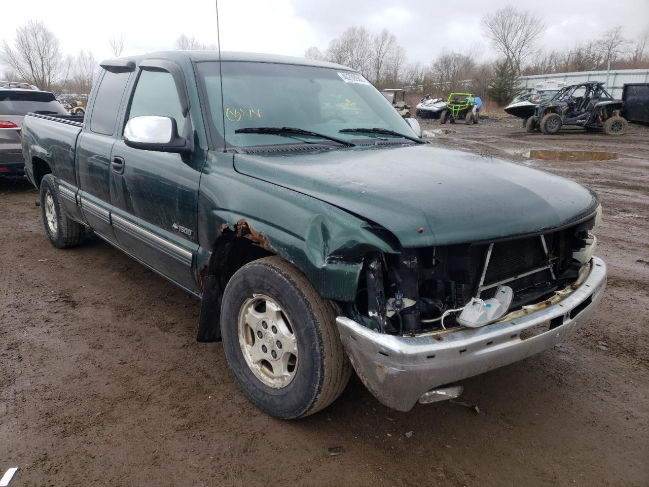 CHEVROLET SILVERADO 2001 with VIN 2GCEC19T511188908 - Photo from auction