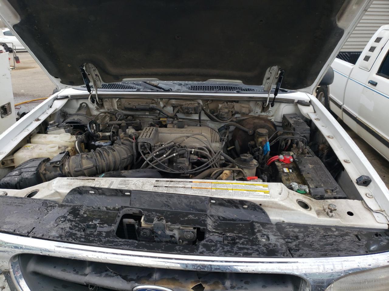 Photo 7 from auction – 2001 FORD EXPLORER E with VIN 1FMZU64PX1ZA78848