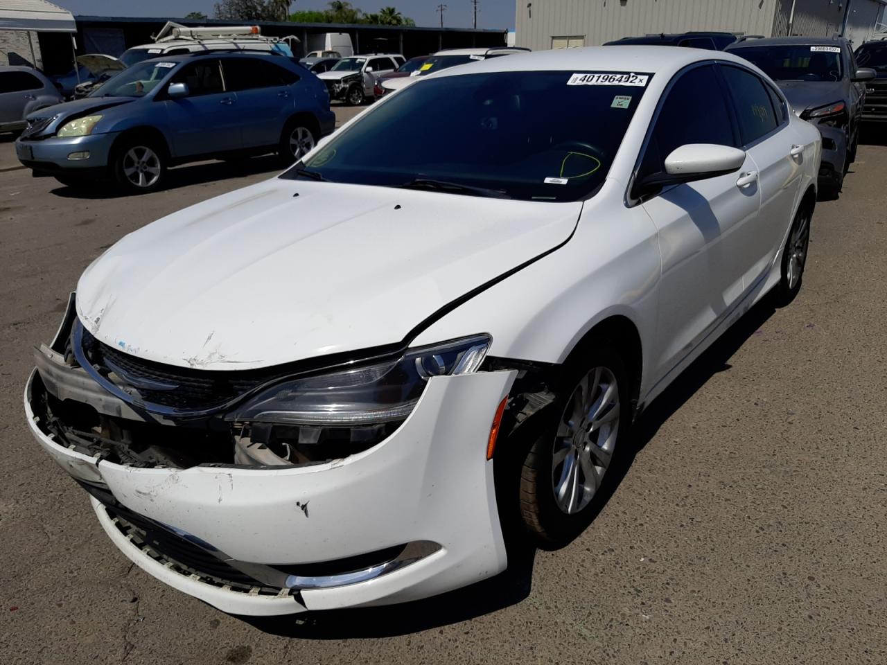 Photo 2 from auction – 2015 CHRYSLER 200 LIMITE with VIN 1C3CCCAB9FN726154