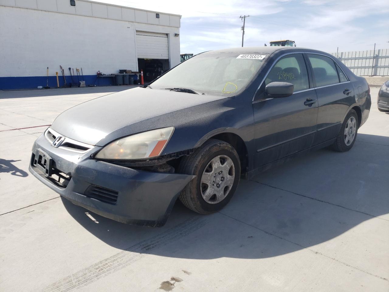 Photo 2 from auction – 2007 HONDA ACCORD with VIN JHMCM56457C018333