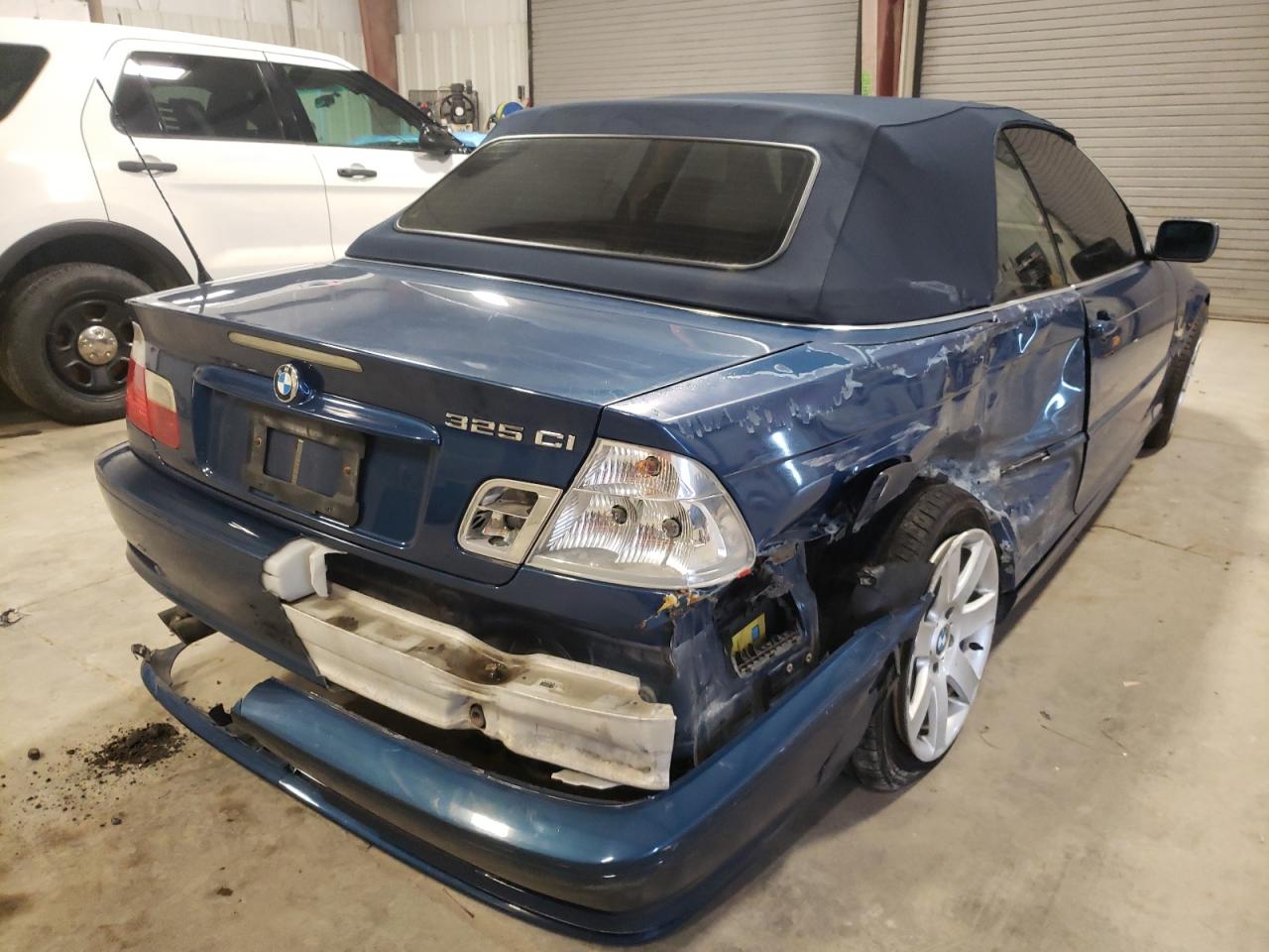 Photo 4 from auction – 2002 BMW 325 CI with VIN WBABS33412JY43136