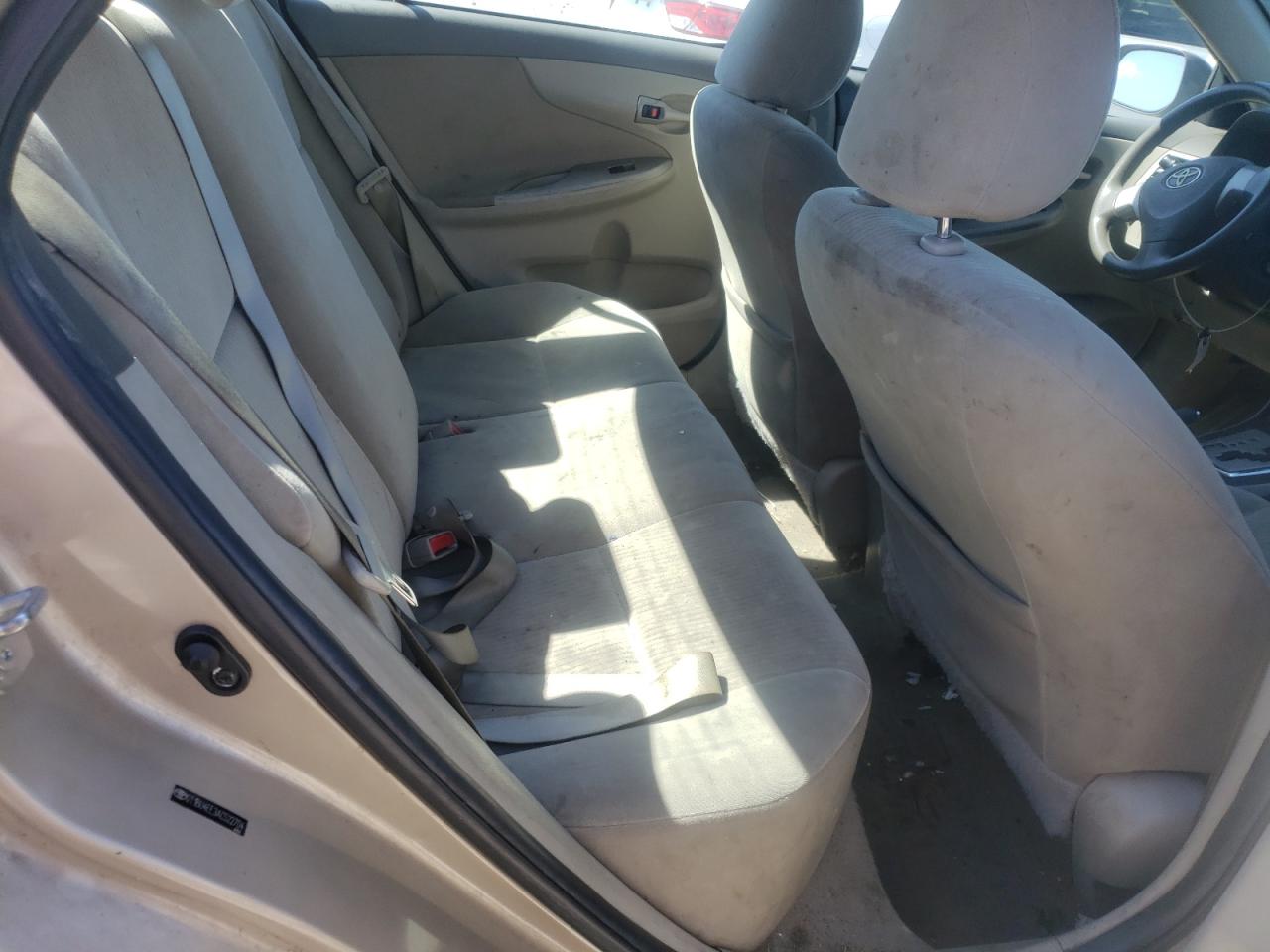Photo 6 from auction – 2010 TOYOTA CORROLLA with VIN 2T1BU4EE3AC522704