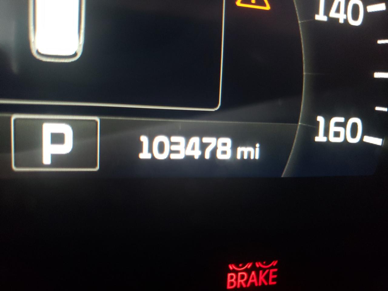 Photo 8 from auction – 2016 KIA SORENTO SX with VIN 5XYPKDA56GG020753