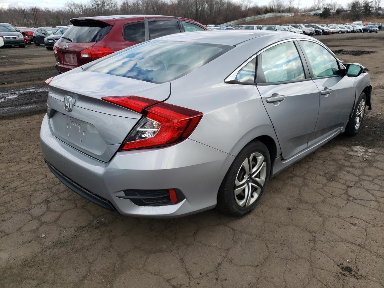 Photo 4 from auction – 2017 HONDA CIVIC LX with VIN 2HGFC2F54HH514409