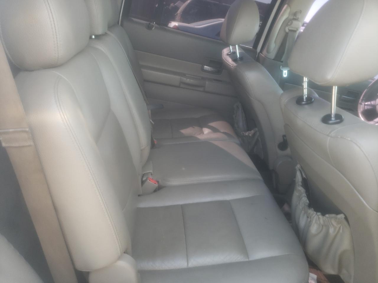 Photo 6 from auction – 2005 DODGE DURANGO SL with VIN 1D4HD48N85F533266