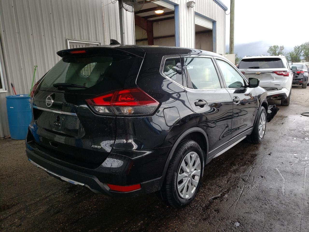 Photo 4 from auction – 2020 NISSAN ROGUE S with VIN KNMAT2MV8LP512128