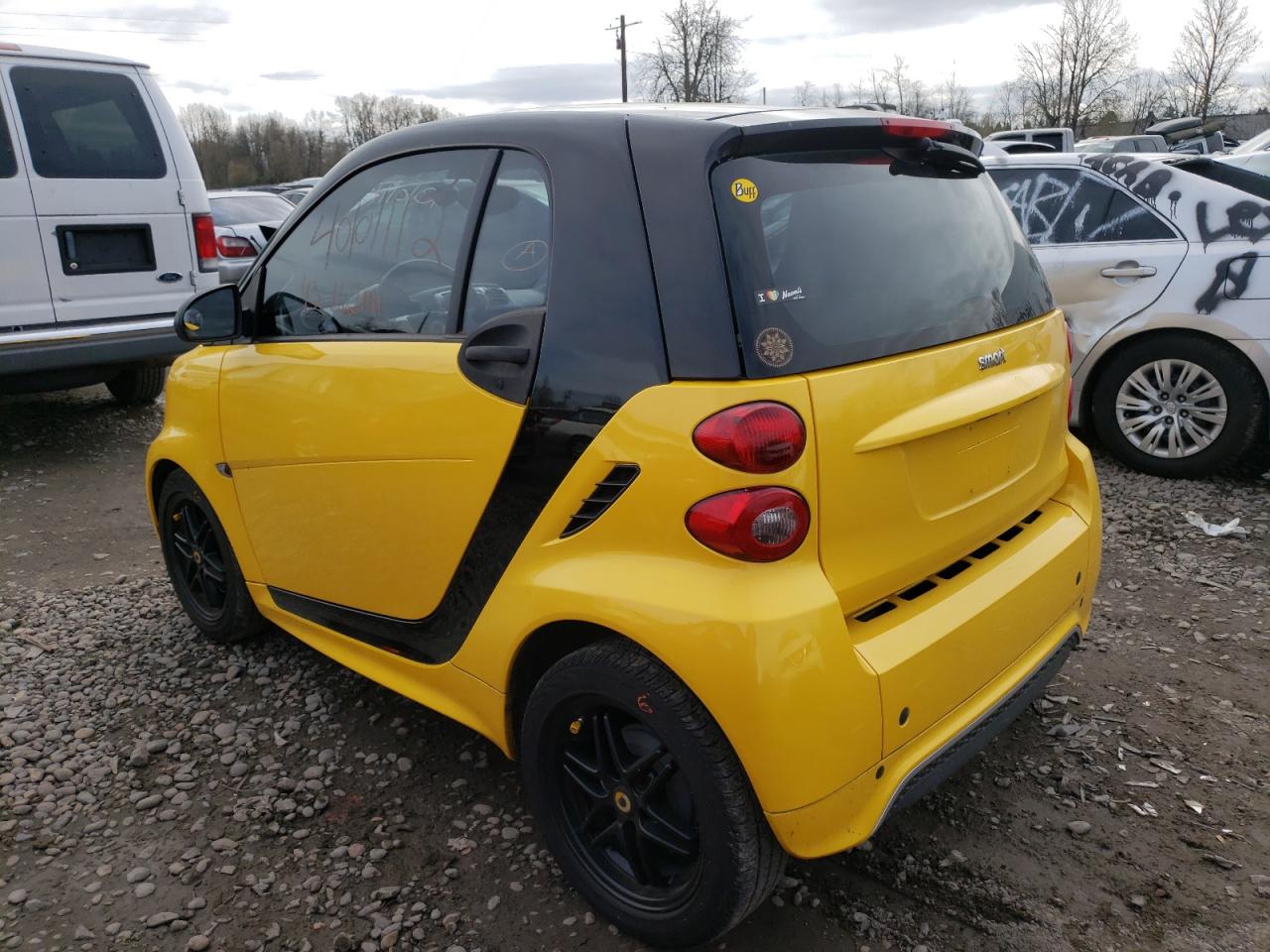Photo 3 from auction – 2013 SMART FORTWO PUR with VIN WMEEJ3BA4DK718009