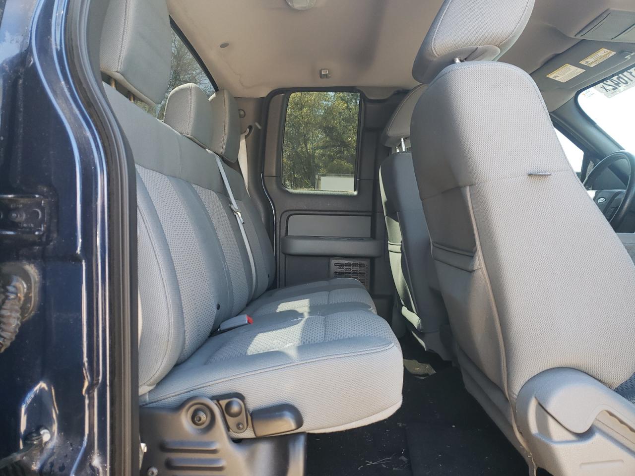 Photo 6 from auction – 2011 FORD F150 SUPER with VIN 1FTEX1CM1BFB81552