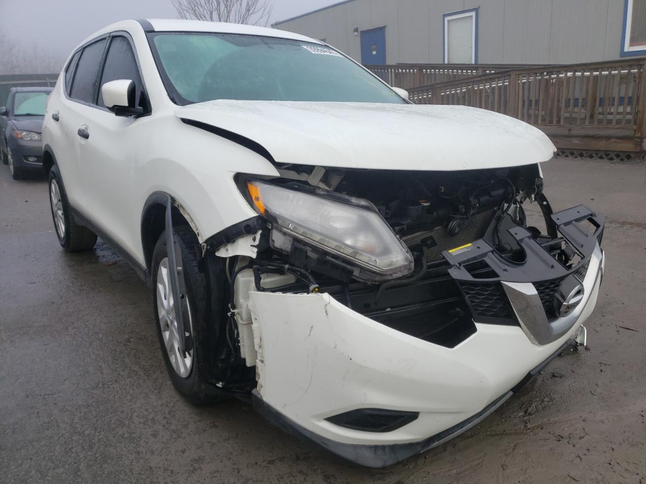 NISSAN ROGUE S 2016 with VIN KNMAT2MV1GP670557 - Photo from auction