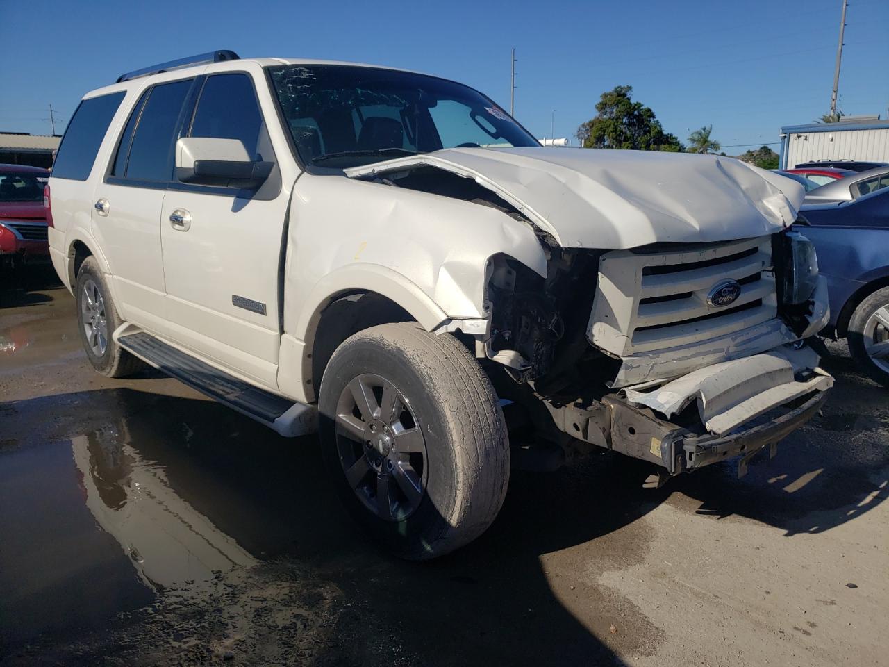 FORD EXPEDITION 2008 with VIN 1FMFU19568LA32928 - Photo from auction