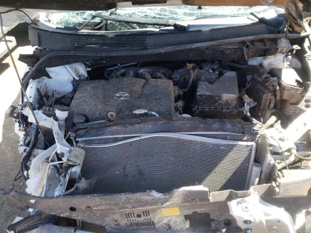 Photo 7 from auction – 2019 TOYOTA HIGHLANDER with VIN 5TDJZRFH3KS578265