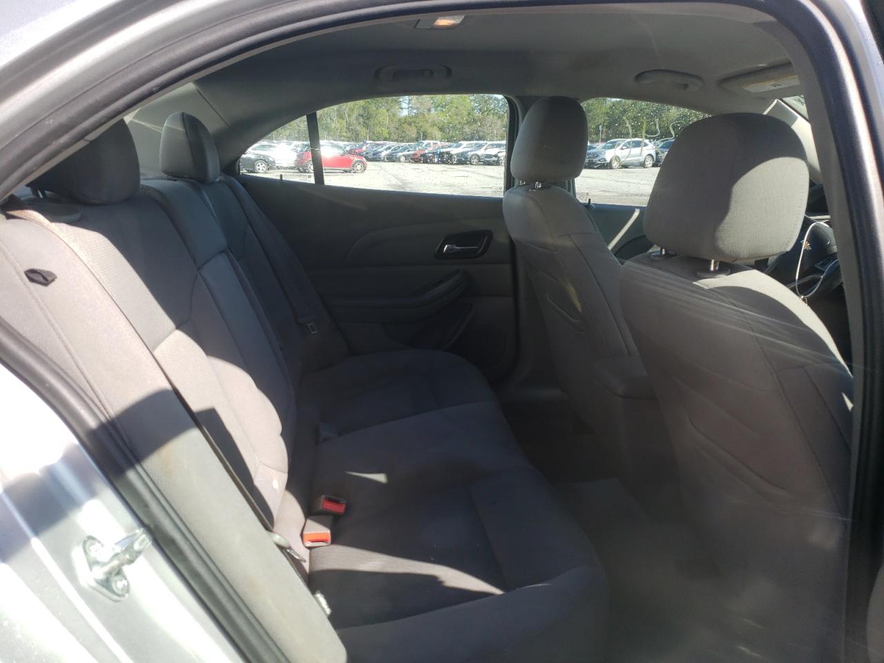 Photo 6 from auction – 2015 CHEVROLET MALIBU LS with VIN 1G11B5SL3FF299274