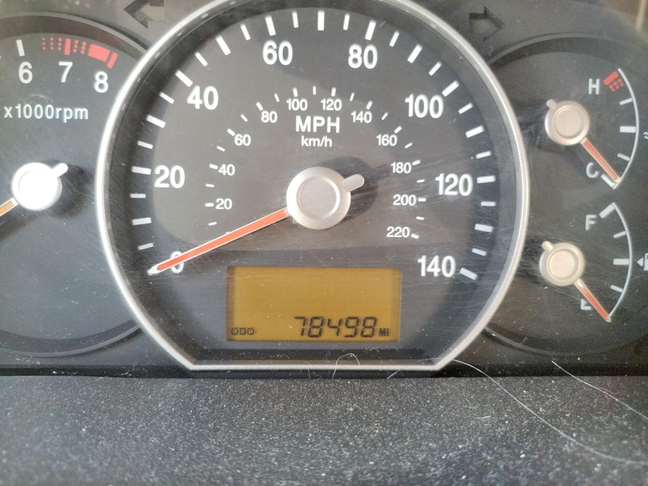 Photo 8 from auction – 2009 KIA RONDO BASE with VIN KNAFG529097276257