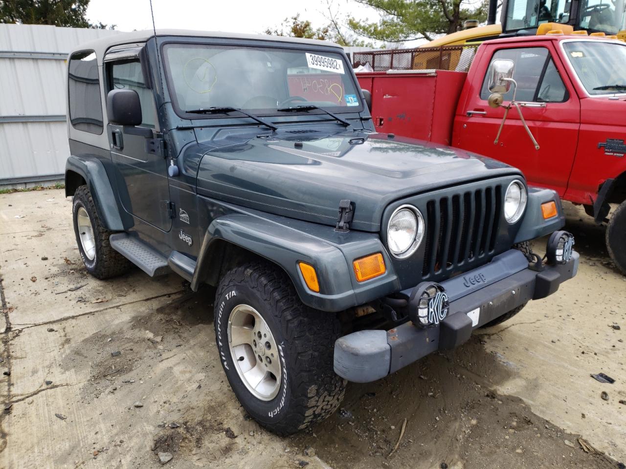 JEEP WRANGLER / 2003 with VIN 1J4FA59SX3P300384 - Photo from auction