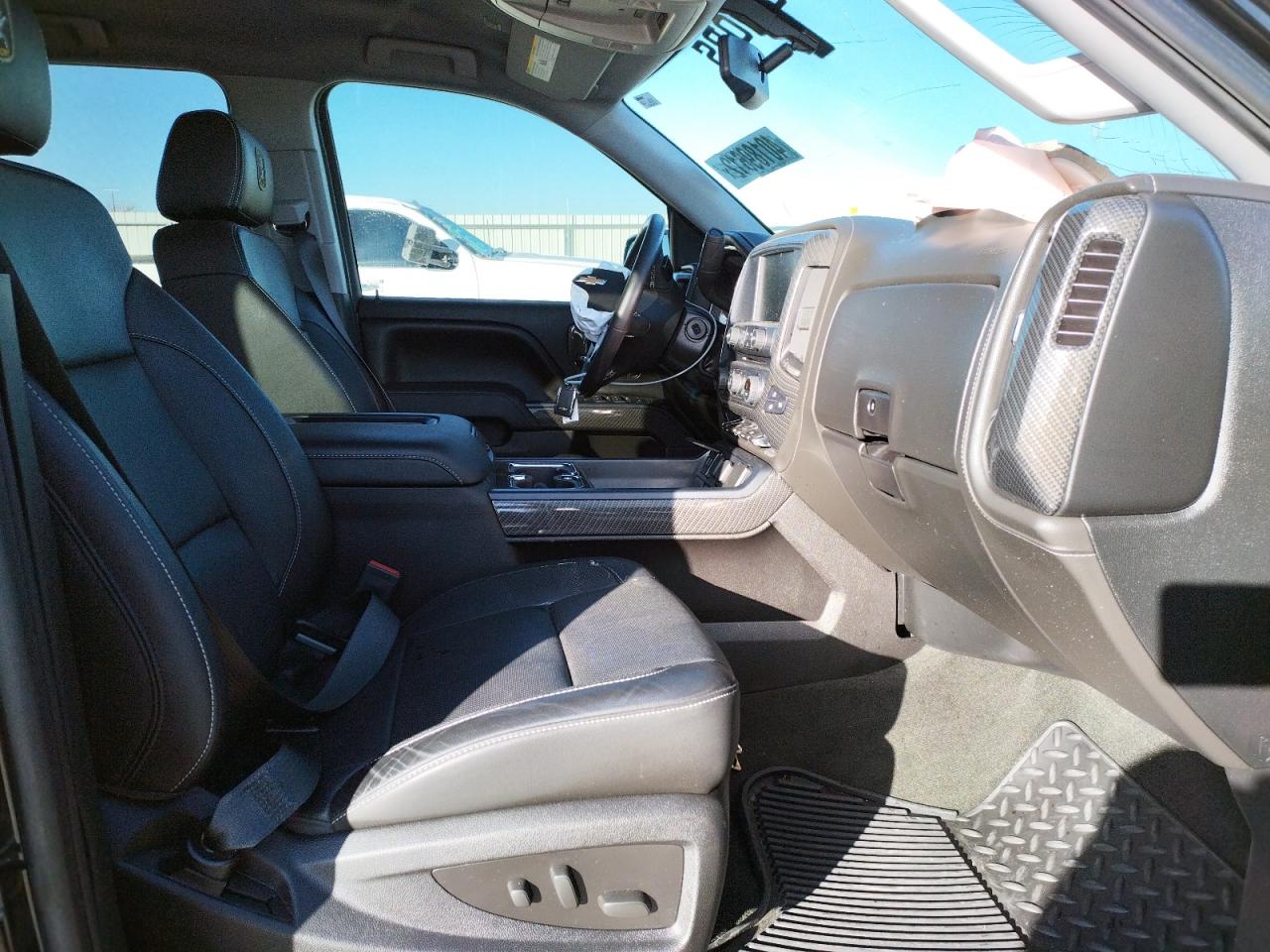 Photo 5 from auction – 2016 CHEVROLET SILVERADO with VIN 3GCUKSECXGG151797