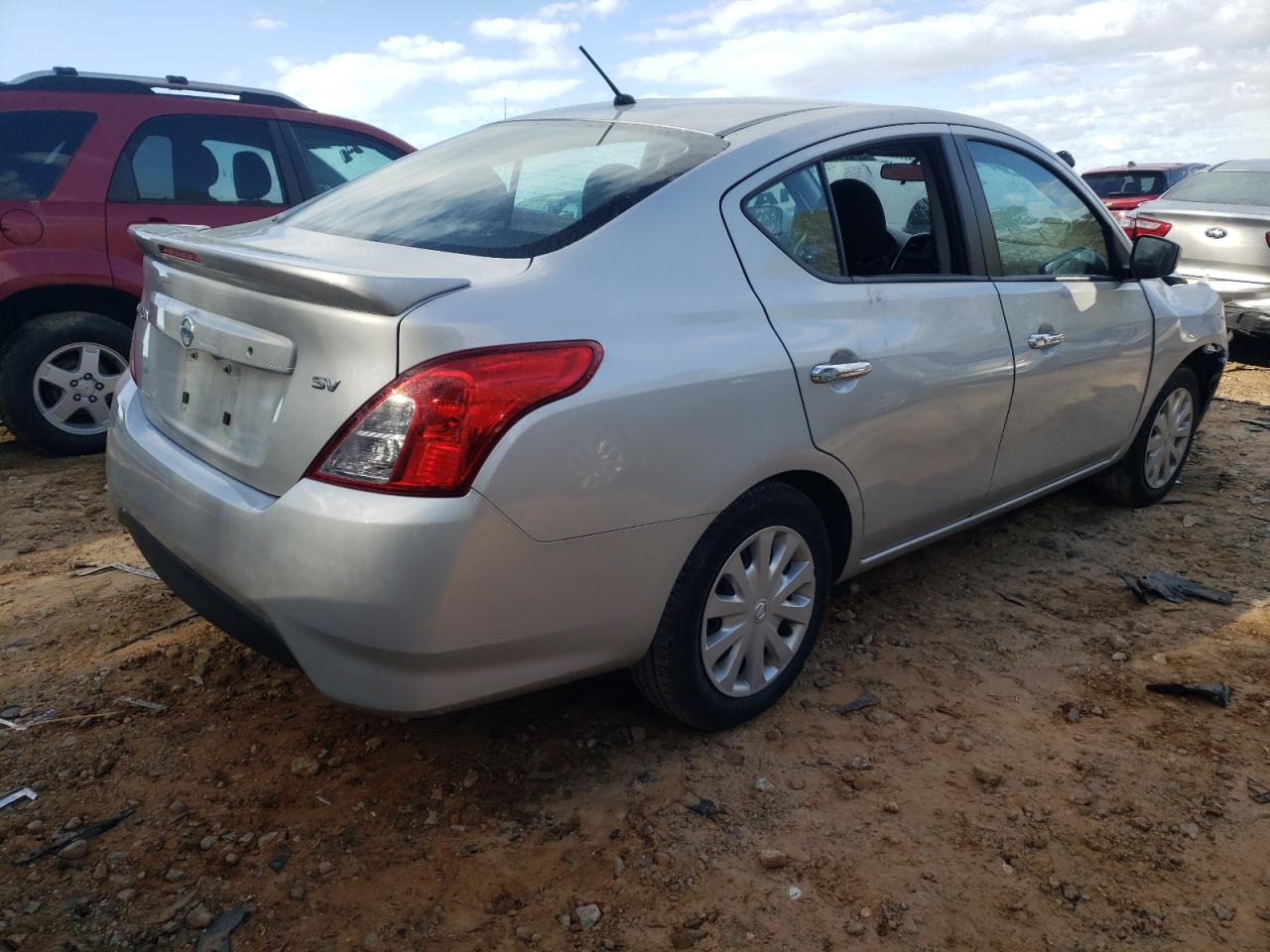 Photo 4 from auction – 2019 NISSAN VERSA S with VIN 3N1CN7AP5KL859466