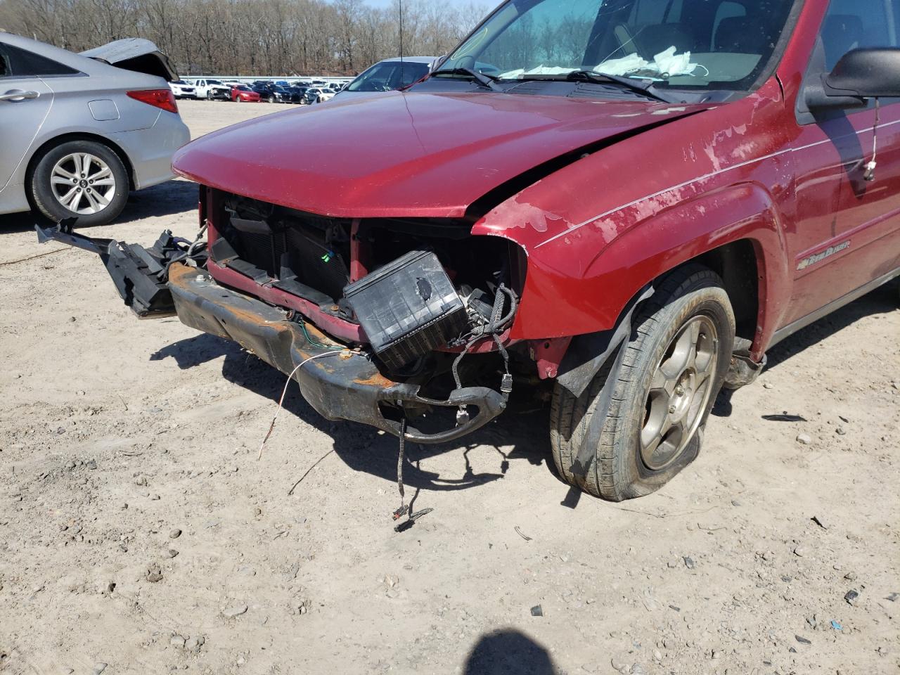 Photo 9 from auction – 2004 CHEVROLET TRAILBLAZE with VIN 1GNDS13S642239777