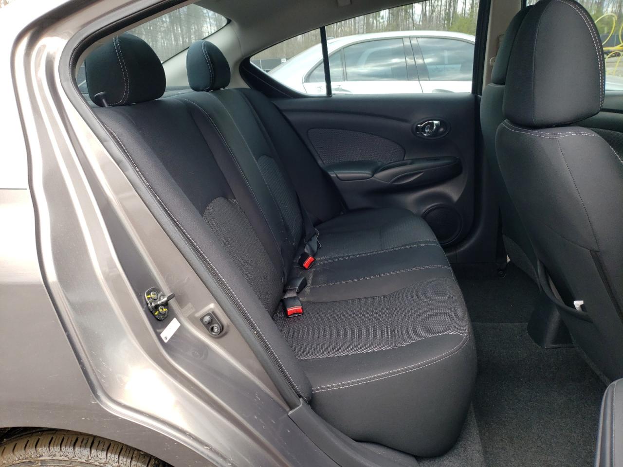 Фото 6 с аукциона – 2015 NISSAN VERSA S с VIN 3N1CN7AP1FL911939