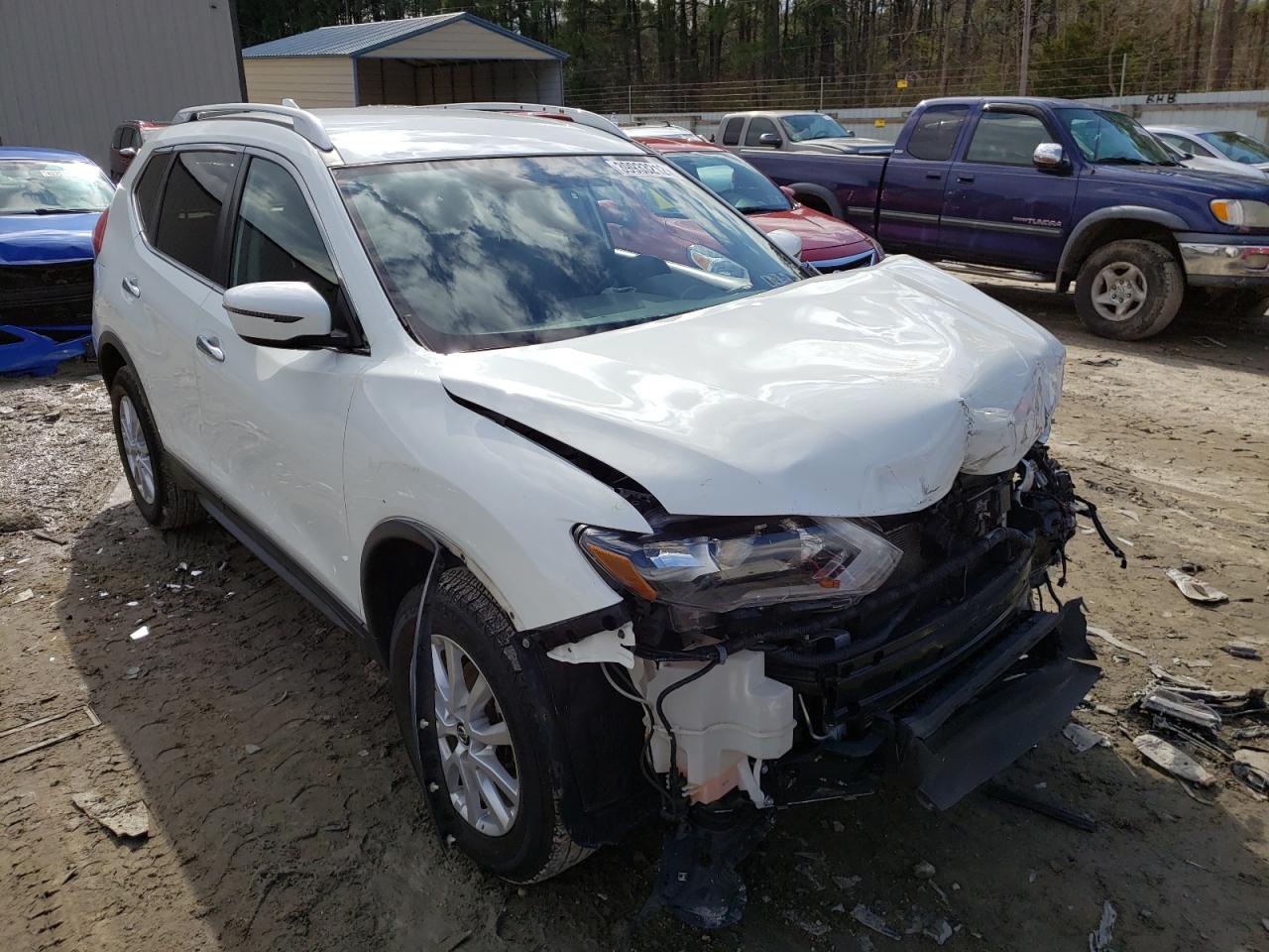 NISSAN ROGUE S 2018 with VIN KNMAT2MV0JP531320 - Photo from auction