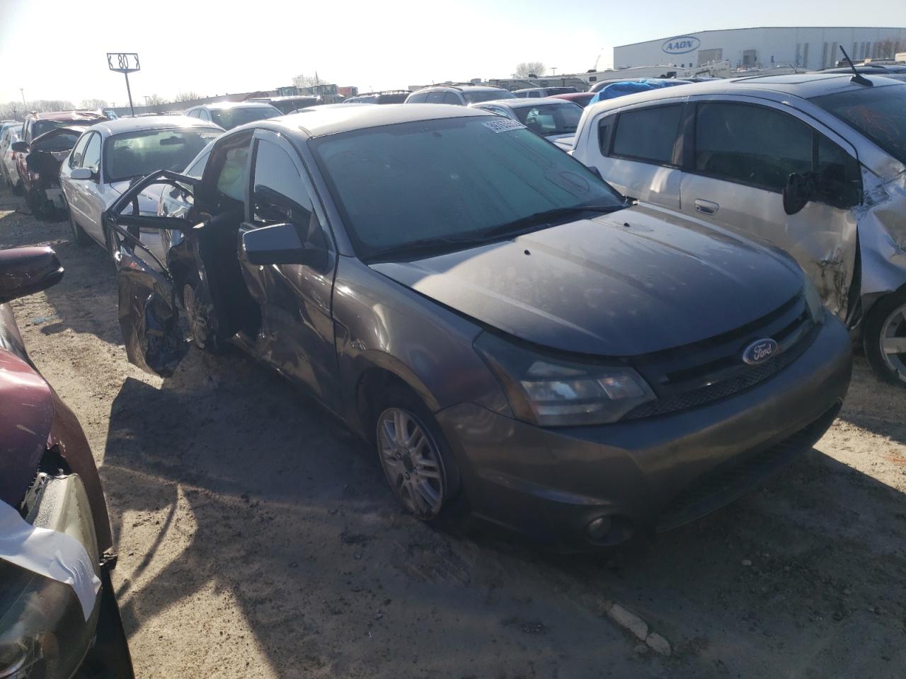 FORD FOCUS SES 2011 with VIN 1FAHP3GN9BW121763 - Photo from auction