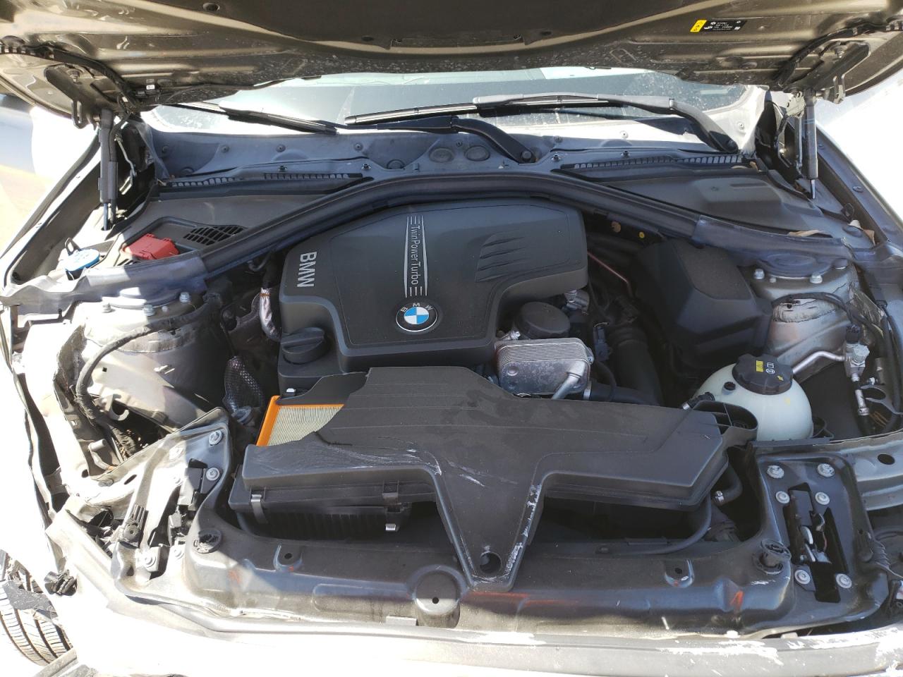 Photo 7 from auction – 2017 BMW 320 I with VIN WBA8E1G31HNU16404