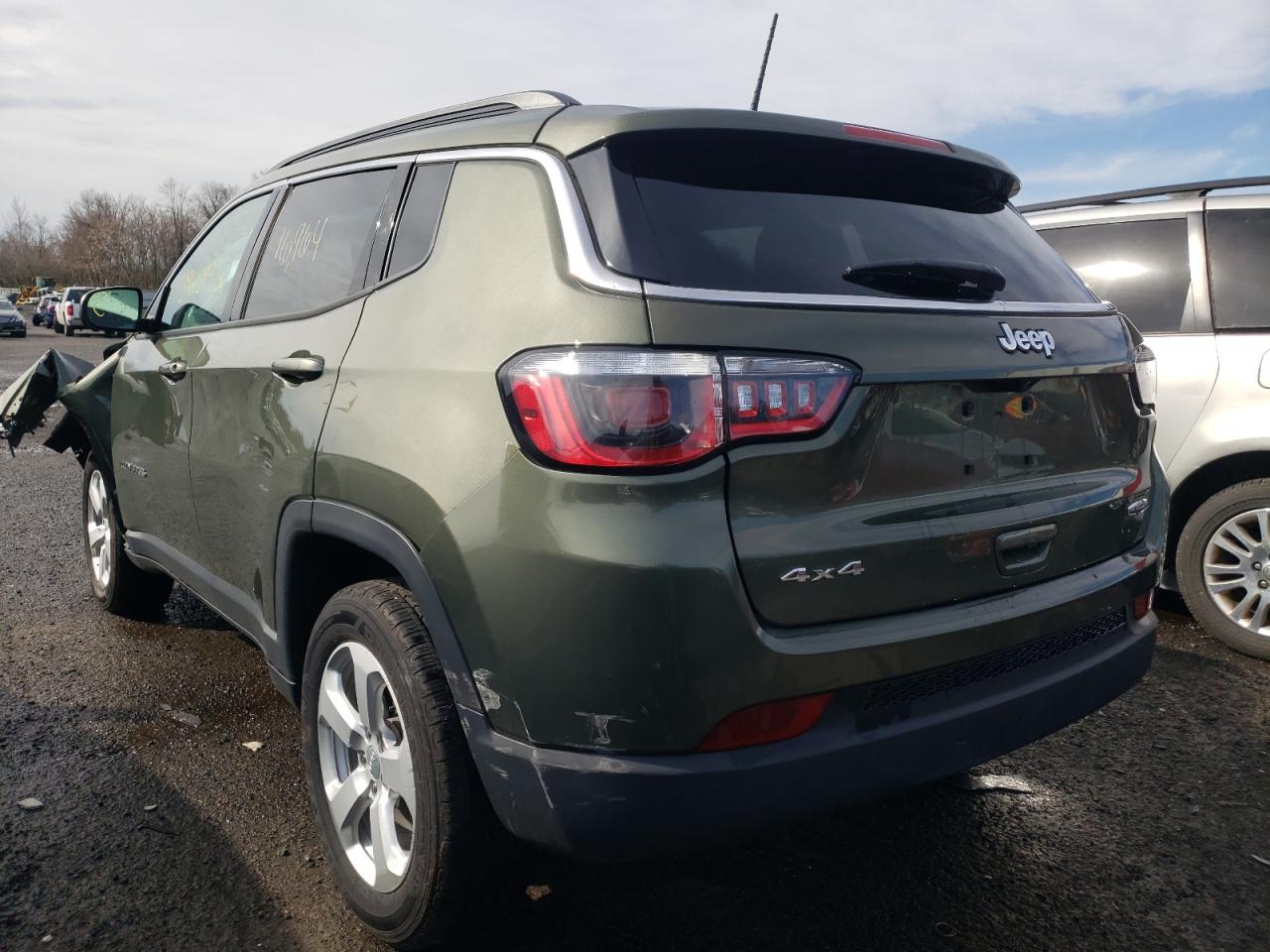 Photo 3 from auction – 2019 JEEP COMPASS LA with VIN 3C4NJDBB6KT686124
