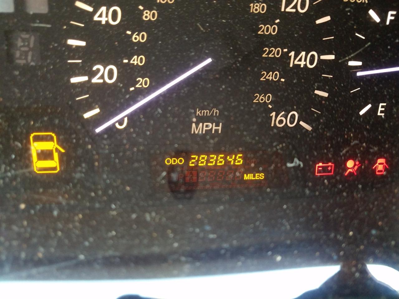 Photo 8 from auction – 2006 LEXUS LS 430 with VIN JTHBN36F565046442