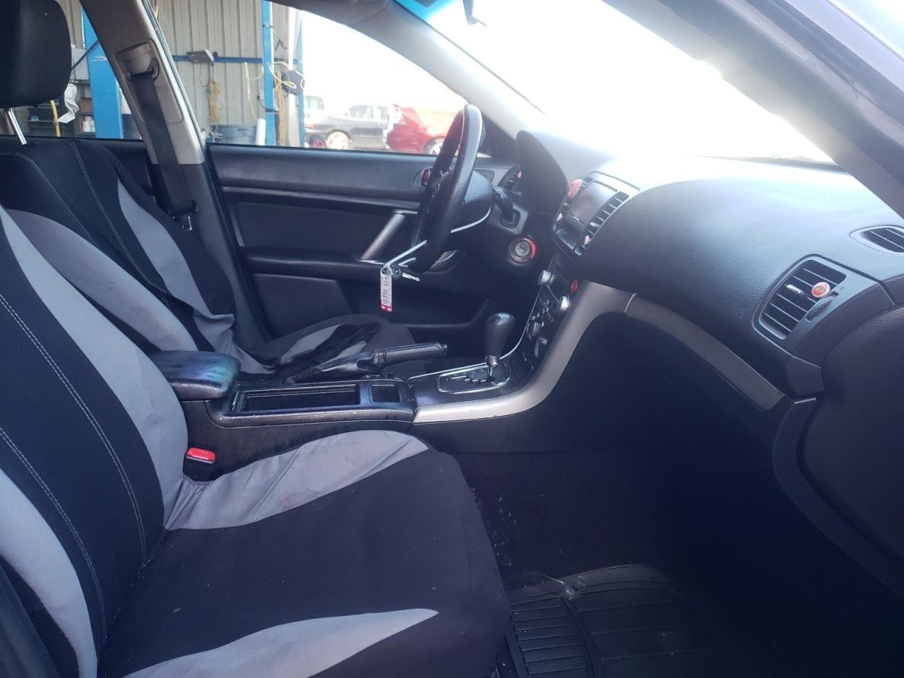 Photo 5 from auction – 2009 SUBARU LEGACY 2.5 with VIN 4S3BL616097233516