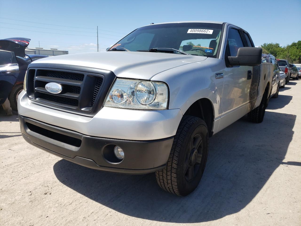 Photo 2 from auction – 2008 FORD F150 with VIN 1FTRX12W38KD20018