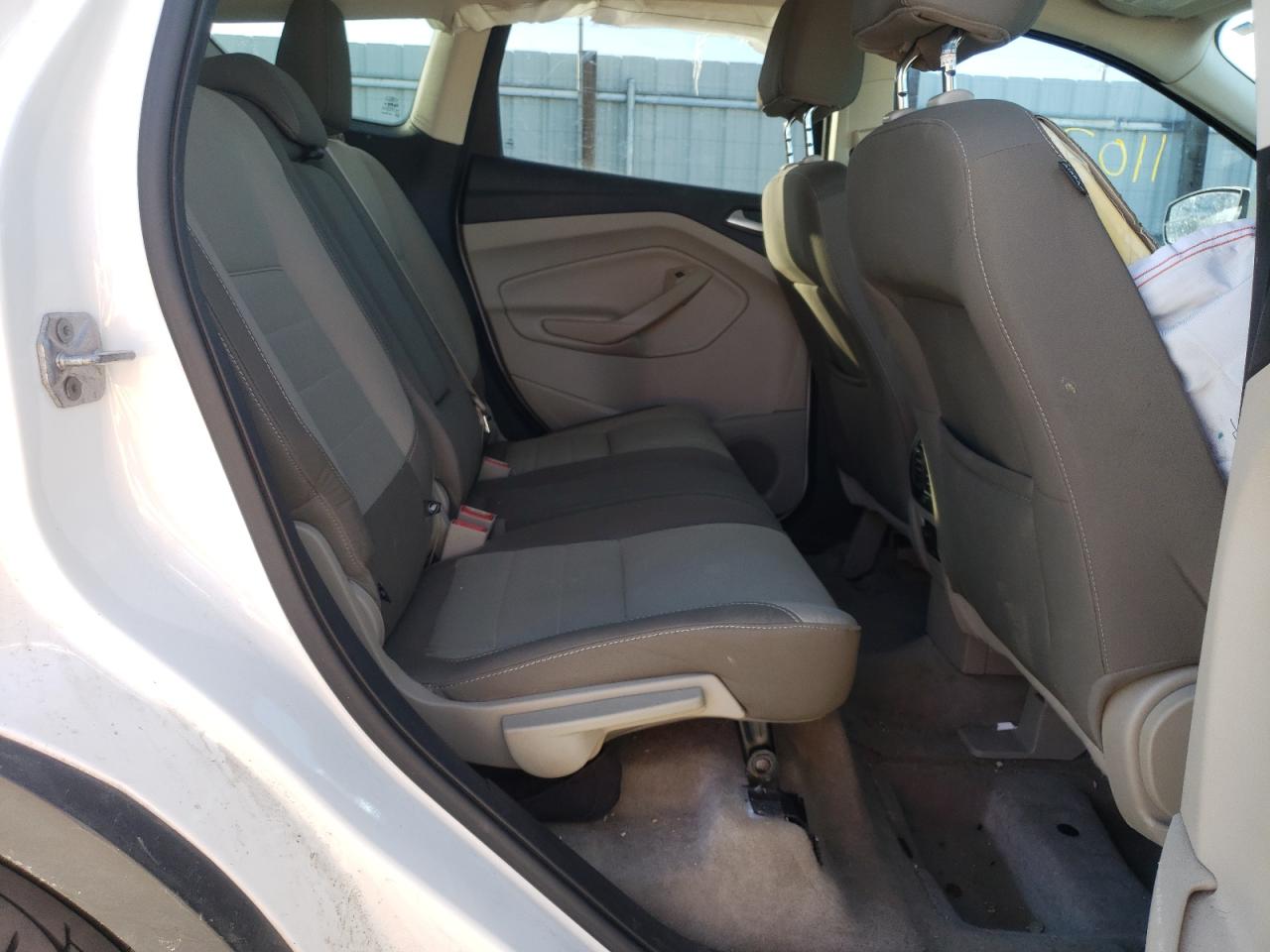 Photo 6 from auction – 2014 FORD ESCAPE SE with VIN 1FMCU0GX5EUA21538