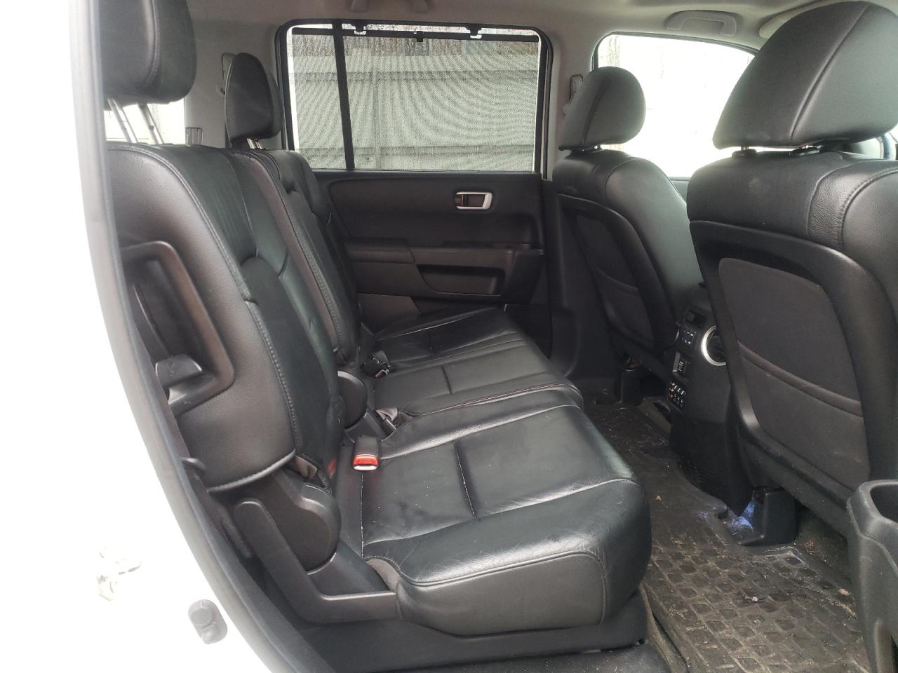 Foto 6 de la subasta – 2013 HONDA PILOT TOUR con VIN 5FNYF4H92DB074720