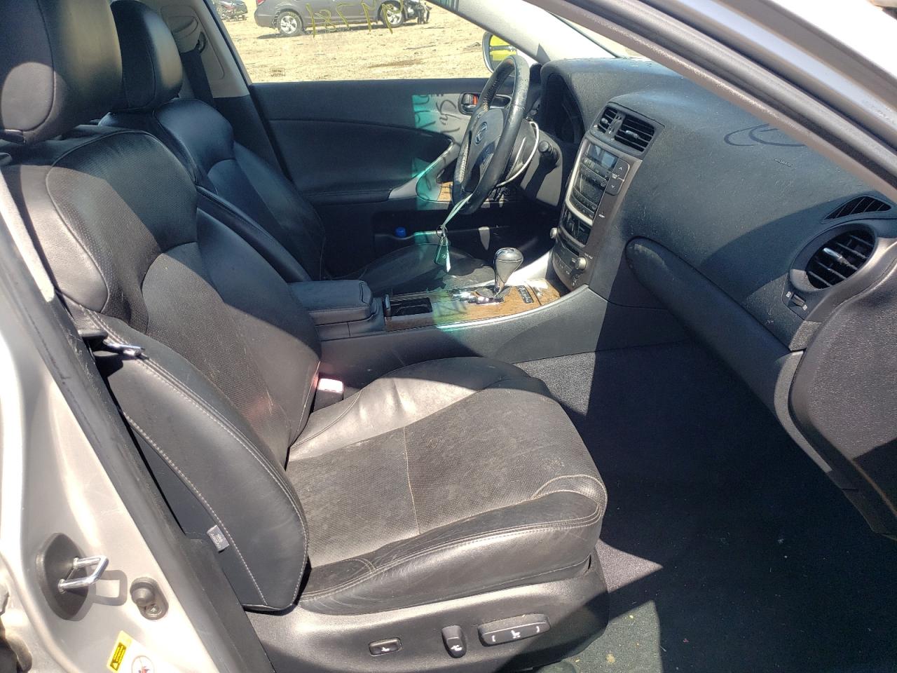 Photo 5 from auction – 2010 LEXUS IS 250 with VIN JTHBF5C29A5113935
