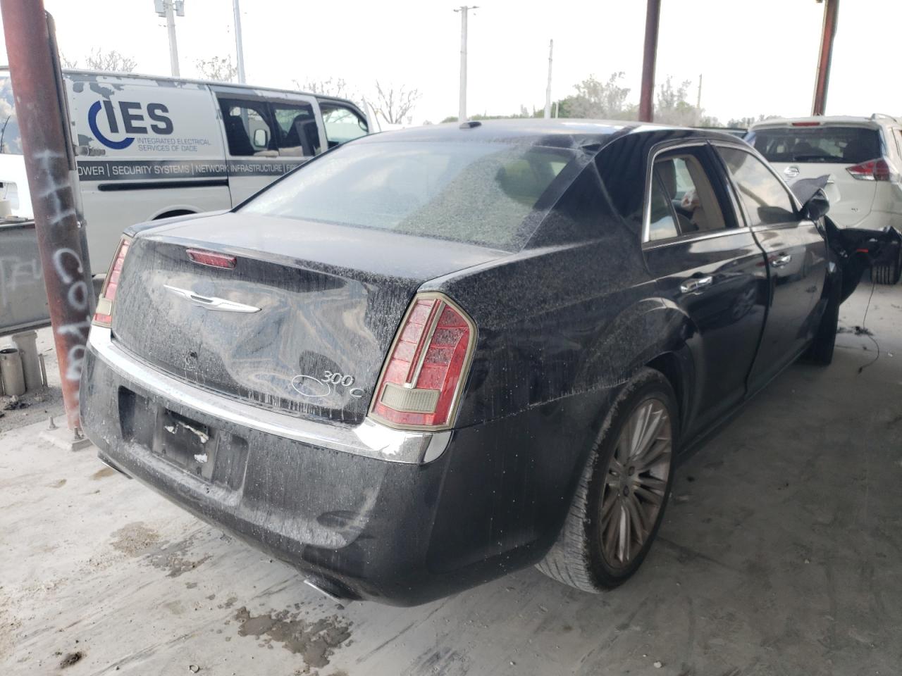 Photo 4 from auction – 2011 CHRYSLER 300C with VIN 2C3CA6CT8BH522896