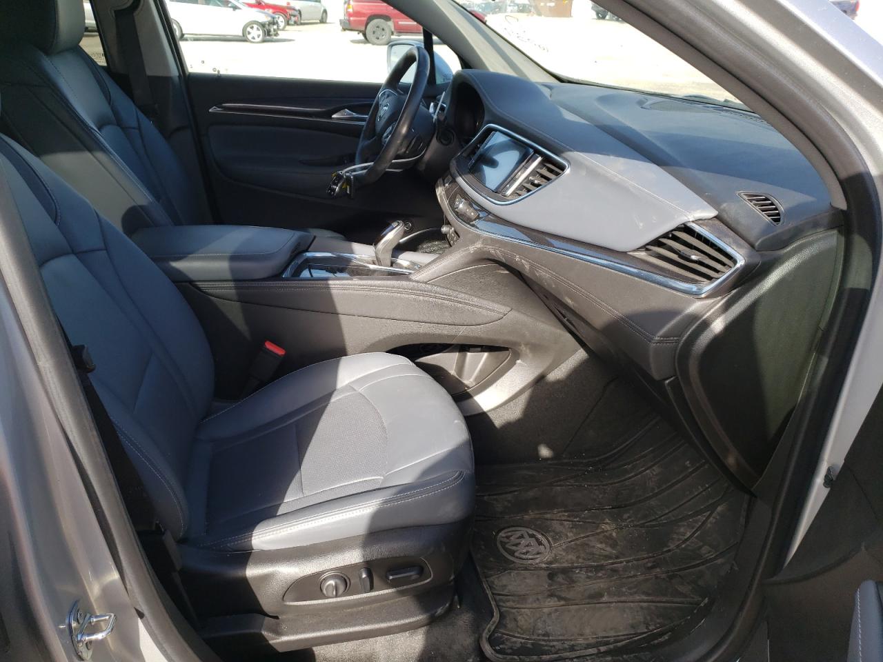 Photo 5 from auction – 2019 BUICK ENCLAVE PR with VIN 5GAEVBKW7KJ256039