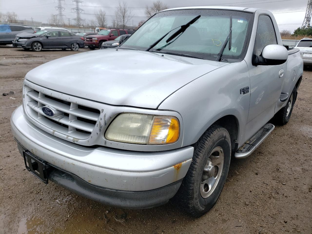 Photo 2 from auction – 2003 FORD F150 with VIN 2FTRF07203CA10330