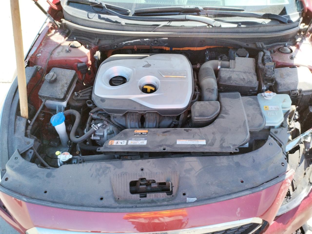Photo 7 from auction – 2016 HYUNDAI SONATA HYB with VIN KMHE24L12GA026076