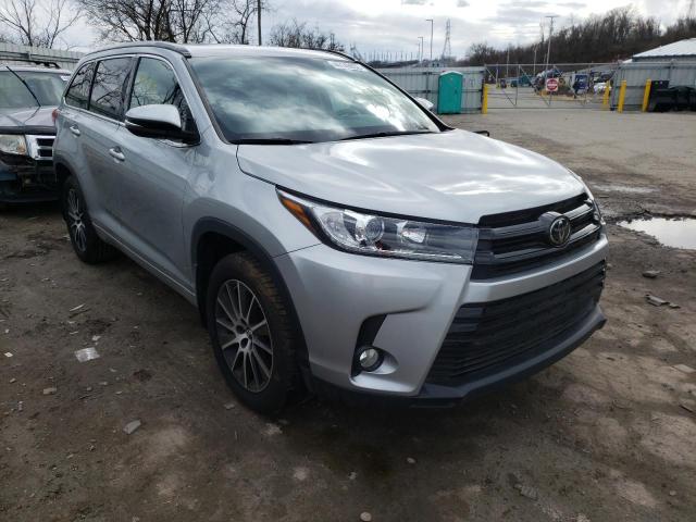 TOYOTA HIGHLANDER 2017 with VIN 5TDJZRFH1HS471899 - Photo from auction