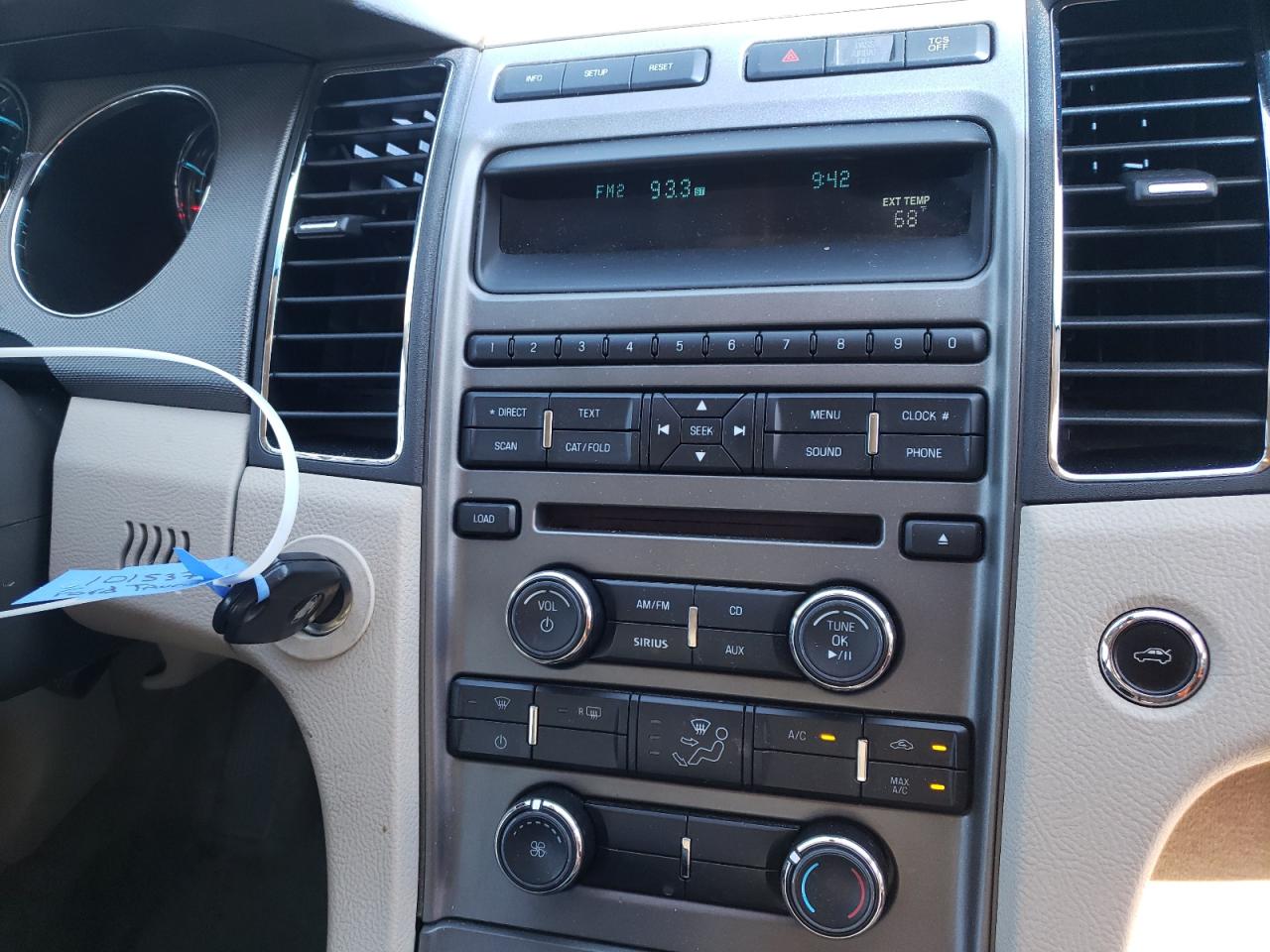 Foto 9 de la subasta – 2018 FORD TAURUS SE con VIN 1FAHP2DW4CG105098